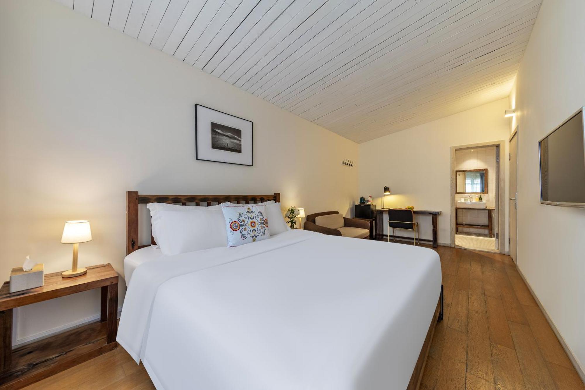 Shenzhen No'6 Garden Villa --French Window With Garden View,Close To Sea World &Shekou Ferry Port &K11 Ecoast &Subway Nearby ,Offer Western Food And Coffee &English Speaking With Tour Services Bagian luar foto